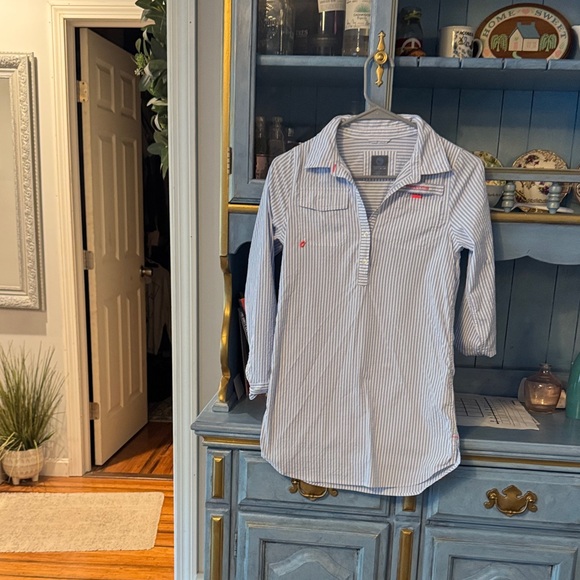 Vineyard Vines Other - Vineyard Vines Harbor Shirt in Blue and White